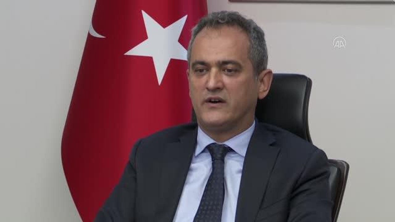 Son dakika haber | Bakan Özer: "Dünyanın geleceğini şekillendirecek olan nesillerin eğitimi için tecrübe paylaşımına ihtiyaç vardır"