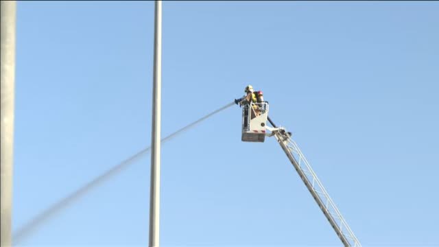 13 trabajadores heridos en el incendio de una planta de residuos químicos en Tarragona