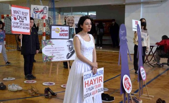Bafra Anadolu Lisesi öğrencilerinden Kadına şiddete hayır etkinliği