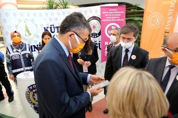 Vali Çelik, KADES uygulamasını denedi