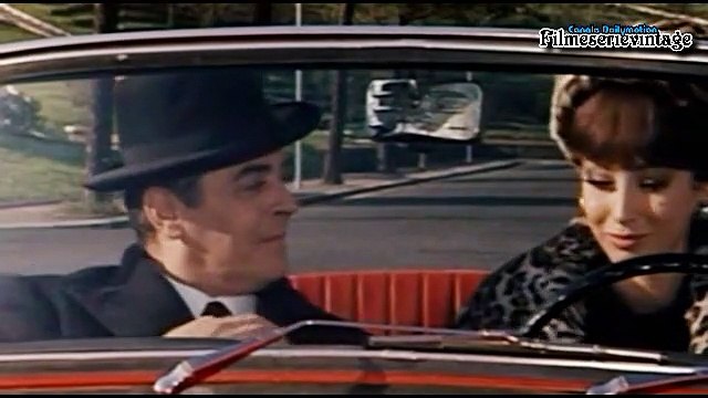 COME SVALIGIAMMO LA BANCA D'ITALIA (1 tempo) FRANCO E CICCIO