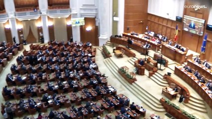 Румыния: парламент выразил доверие коалиционному правительству во главе с  Николае Чукэ