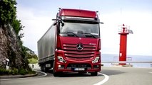 Mercedes-Benz começa a fabricar a versão brasileira do caminhão Arocs