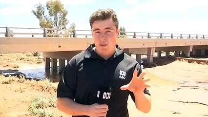 Flooding at NSW-SA border forces Barrier Highway to close