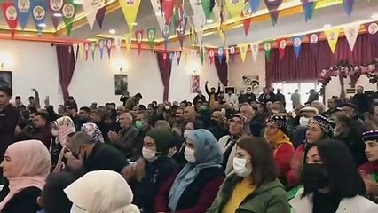 HDP'li vekil parmağını sallayarak skandala imza attı! "Toprağımızın adı Kürdistan'dır"