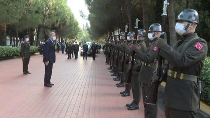 Bakan Akar, TSK komuta kademesiyle Ege Ordusu'nda