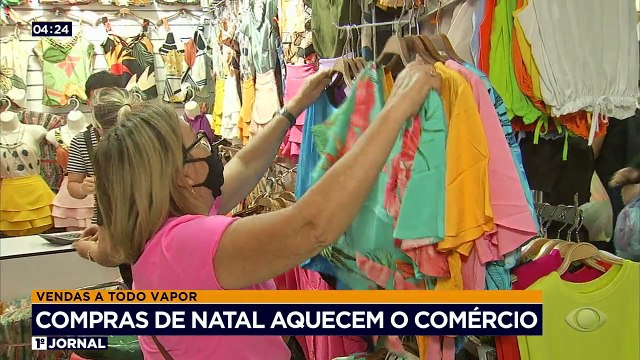 Gente de todo o país lota as ruas do Brás, no centro de São Paulo, para as compras de Black Friday e Natal. O comércio está a todo o vapor e os lojistas otimistas. A reportagem é de Mark Figueredo.