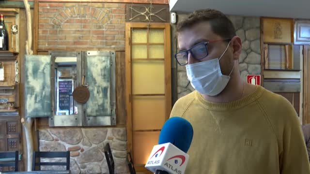 Cada vez son más las comunidades que quieren imponer el certificado covid para acceder a la hosteleria, centros deportivos o residencias de ancianos