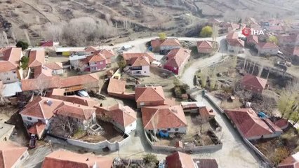 Köy okullarındaki öğrencilere ebru sanatı tanıtıldı