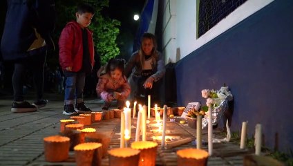 Argentine: hommage des supporters du club de La Plata à Maradona