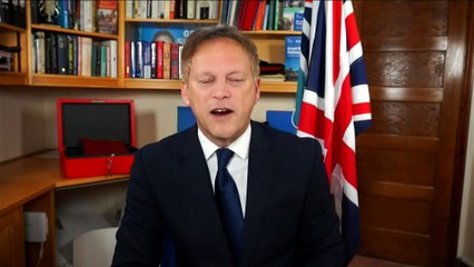 Новый и опасный омикрон: ЕС вводит ограничения на въезд из стран юга Африки