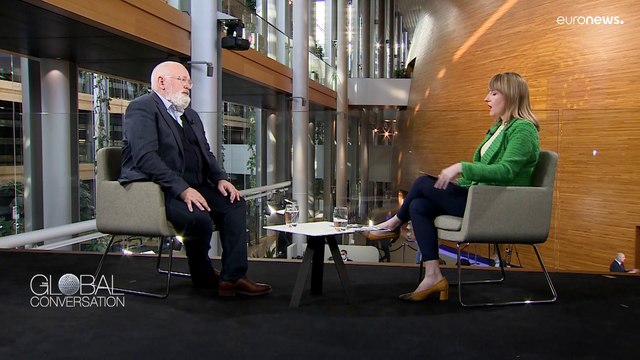 Frans Timmermans: 11 Mio fließen in fossile Brennstoffe, pro Minute!