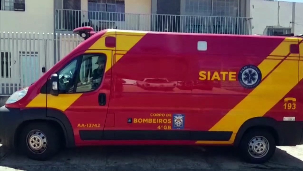 Adolescente de 14 anos fica ferida ao sofrer qu...