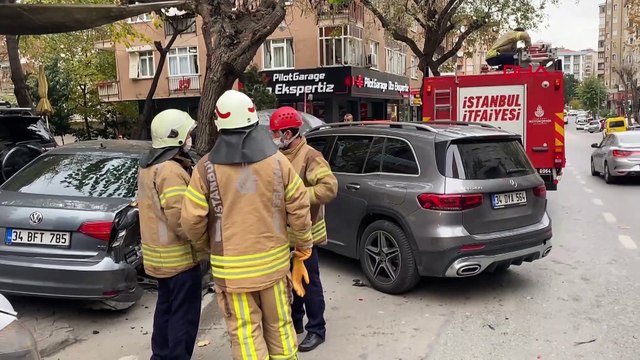 Fren yerine gaza bastı; kaza anı kamerada