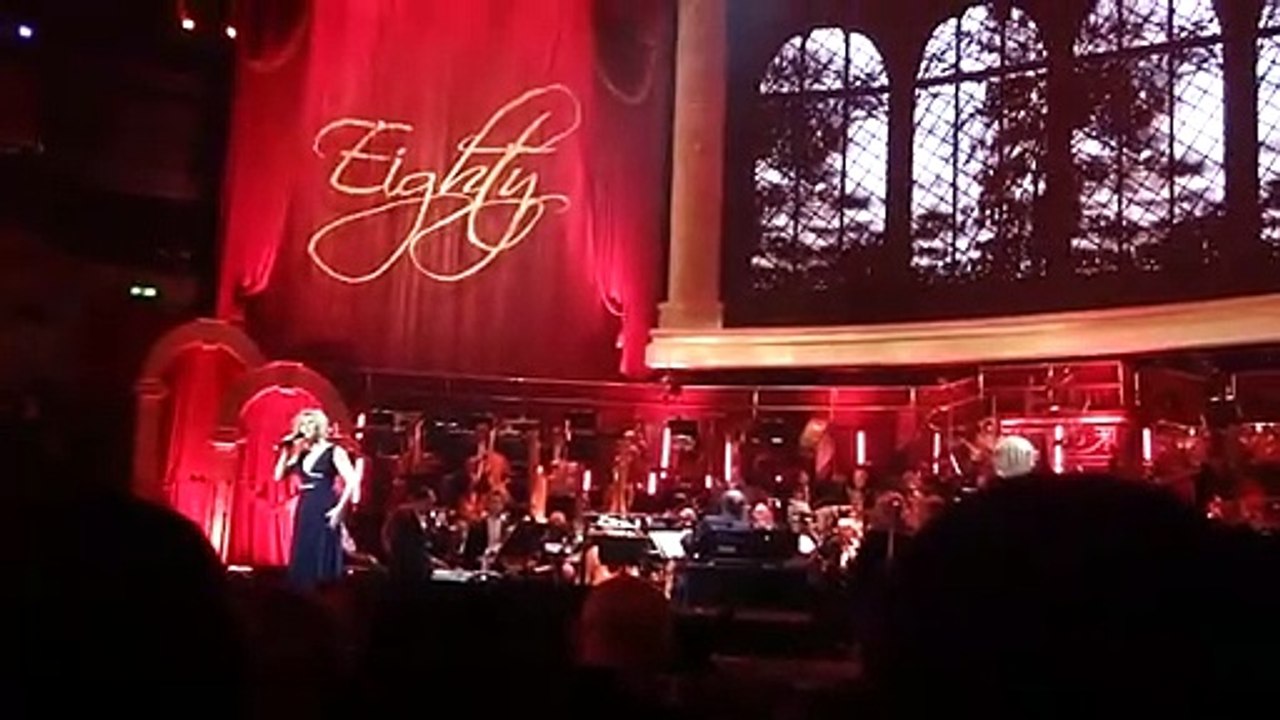 Lara Fabian - Je t'aime [Live at Royal albert hall] (London, 2011)