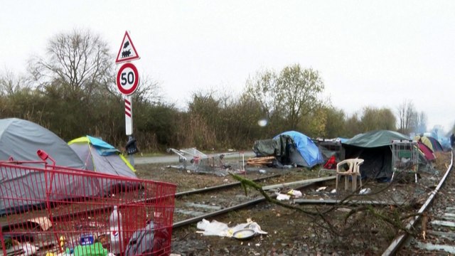 Uniós egyeztetés lesz a calais-i illegális bevándorlók ügyében