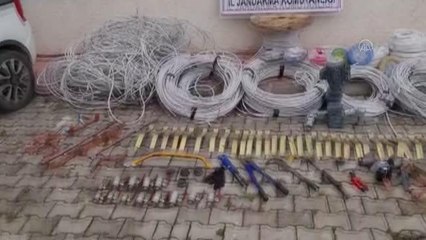 İnşaatta hırsızlık yaptıkları gerekçesiyle 3 şüpheli yakalandı