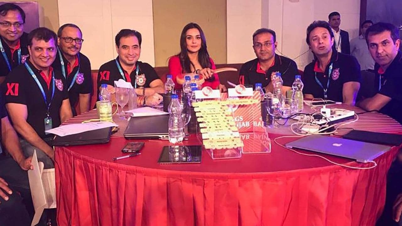 IPL 2022 Mega Auction : Punjab Kings Unlikely To Retain Any Player || Oneindia Telugu