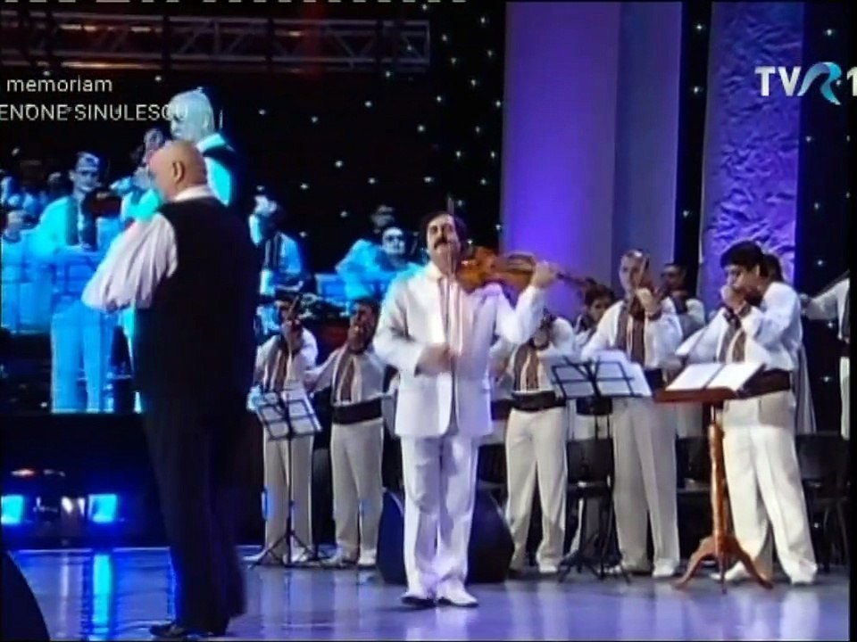 Benone Sinulescu - Colaj cantece populare (Spectacol aniversar 2011)