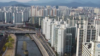 80주 만에 떨어진 대구 아파트값...규제 없는 주변 도시로 관심 이동 / YTN