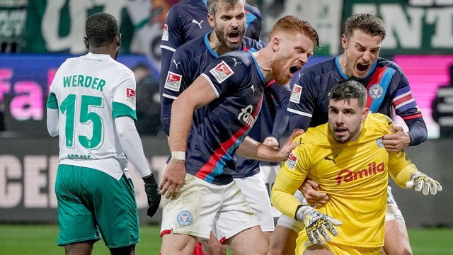 Holstein Kiel v Werder Bremen