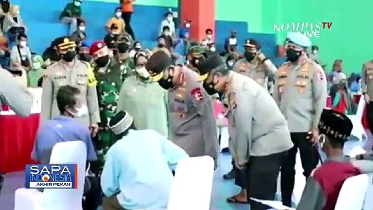 Kapolri Jenderal Listyo Sigit Prabowo Tinjau Vaksinasi Covid-19 Massal