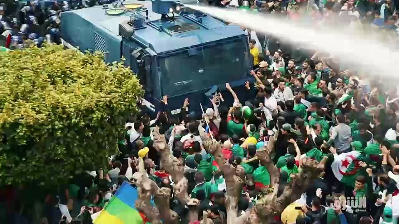 ...بعد عراك الفين وتسعة عشر تحدث هناك حدث غ...