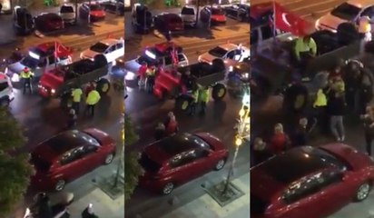 29 Ekim kortejinde polis şiddeti