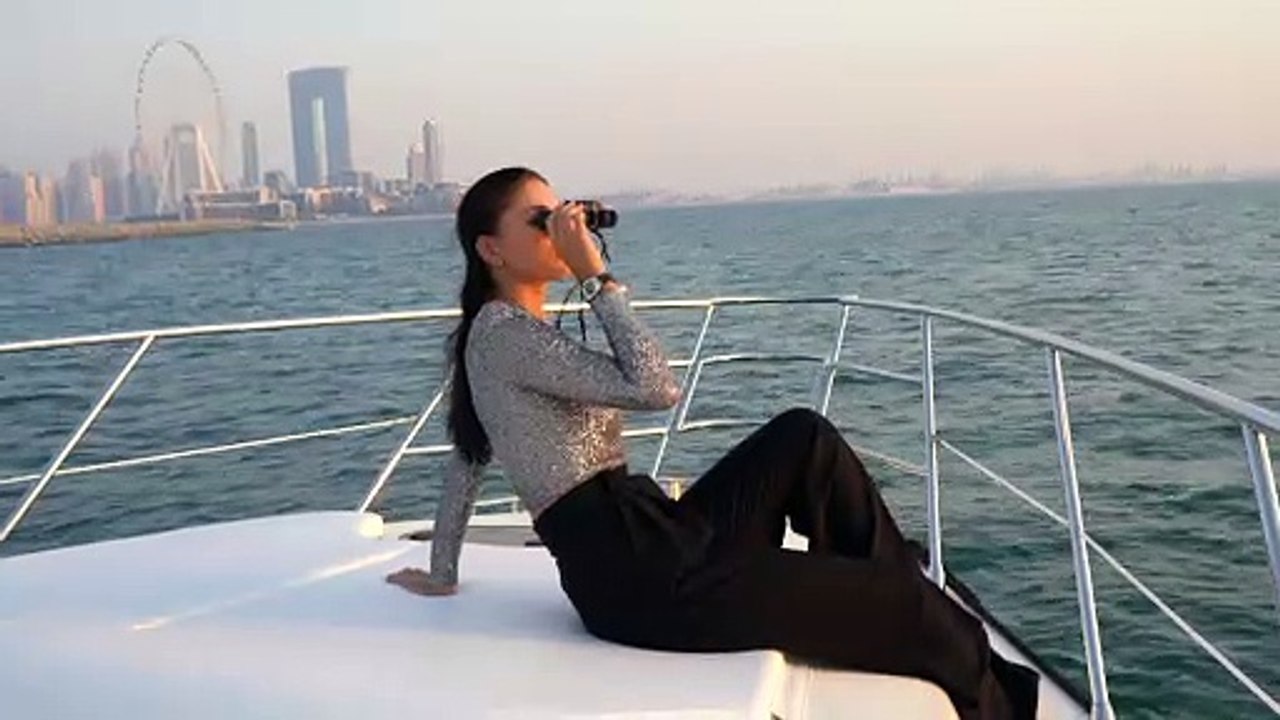نسمات أنيقة وأنثوية مع Hublot