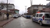 KIRIKKALE - Eşi ve 2 çocuğunu rehin alan kişiyi polis ikna etti