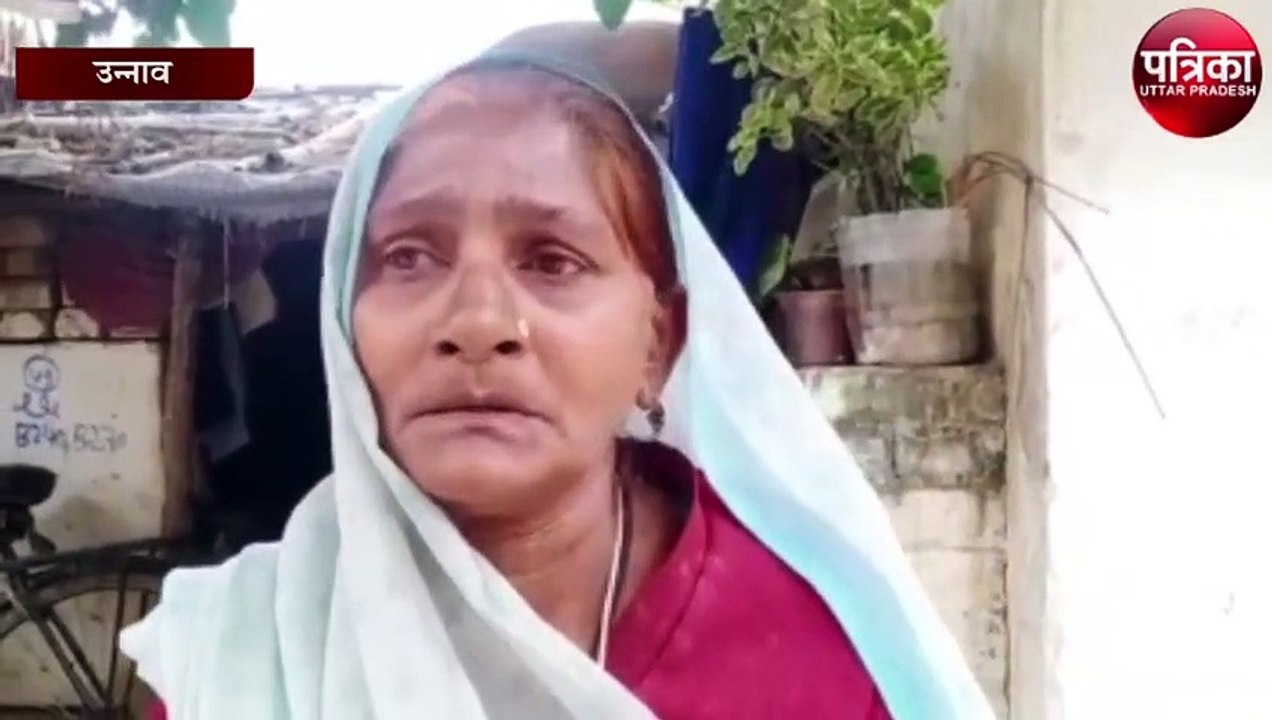 झोपडी में रहने वाली वृद्ध महिला ने नम आँखों से सुनाई अपनी आपबीती