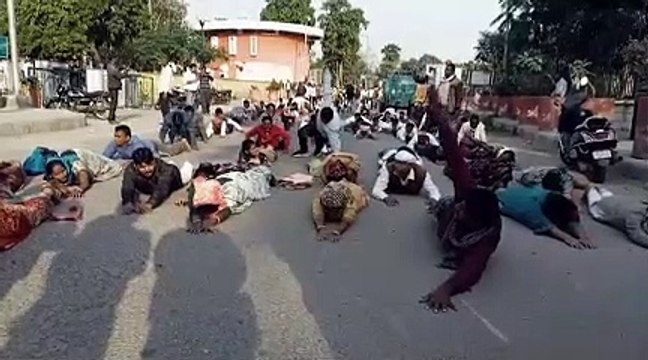 दंडवंत होकर की नियमित किए जाने की मांग