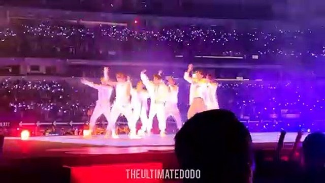 Dope 쩔어 Fancam BTS Permission to Dance PTD in LA Concert Live - Day 1