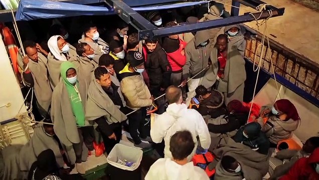 La Sicile accueille plus de 450 migrants sauvés en Mer Méditerranée