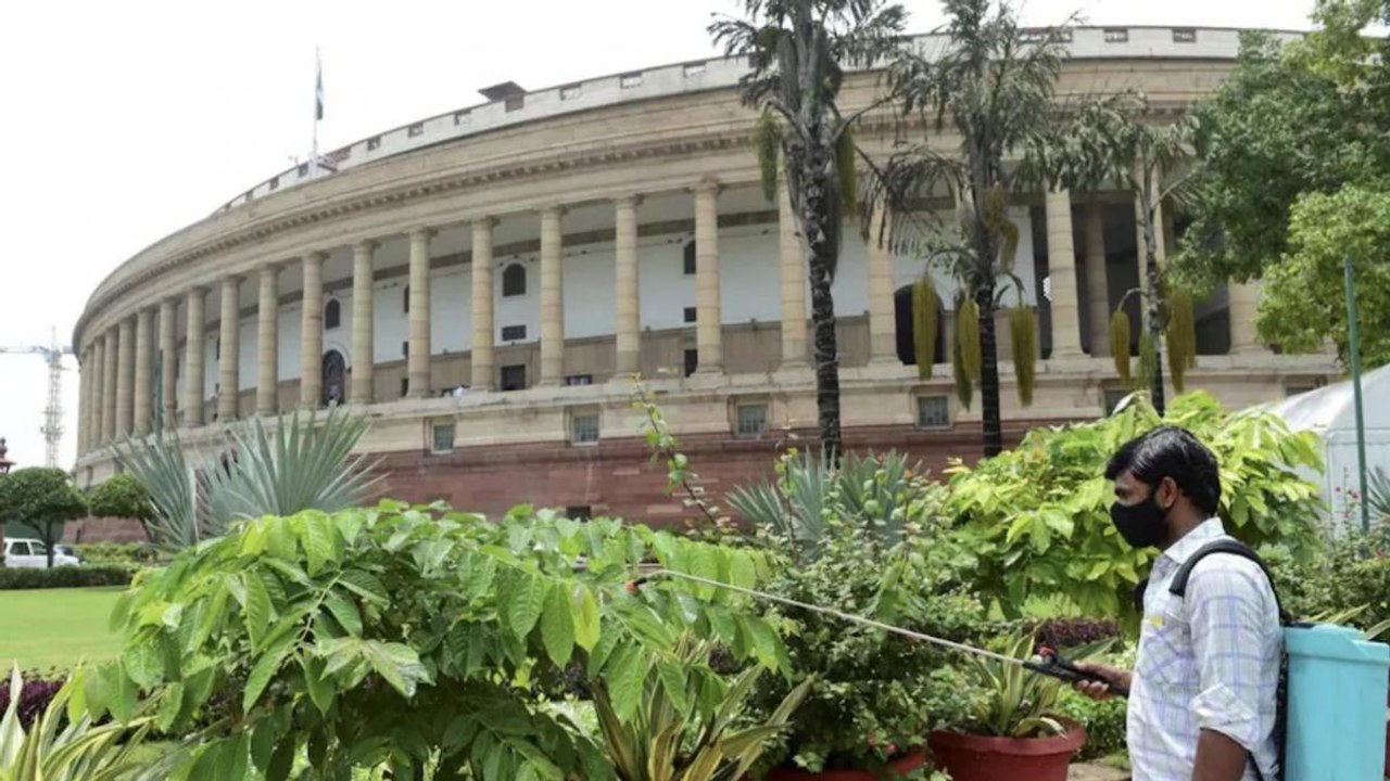 Shatak: Opposition chalk out strategy to attack Centre