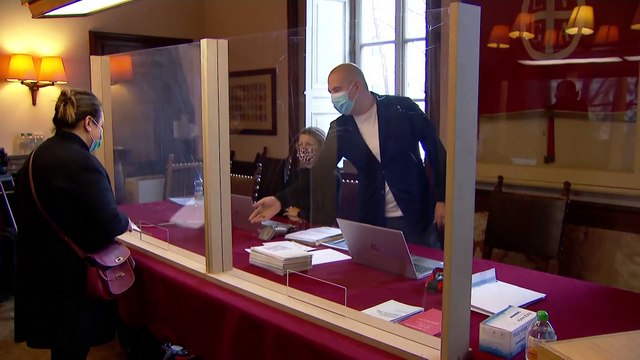 Швейцарцы одобрили ковид-паспорта