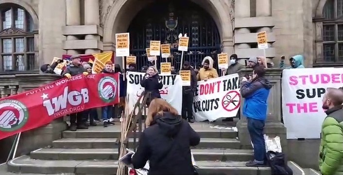 Today food couriers employed by Stuarts Delivery, which delivers for Just Eat, are staging a demo to protest cuts to their pay. Watch the speakers here.