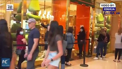 Robberies at luxury stores increase on Black Friday in southern California
