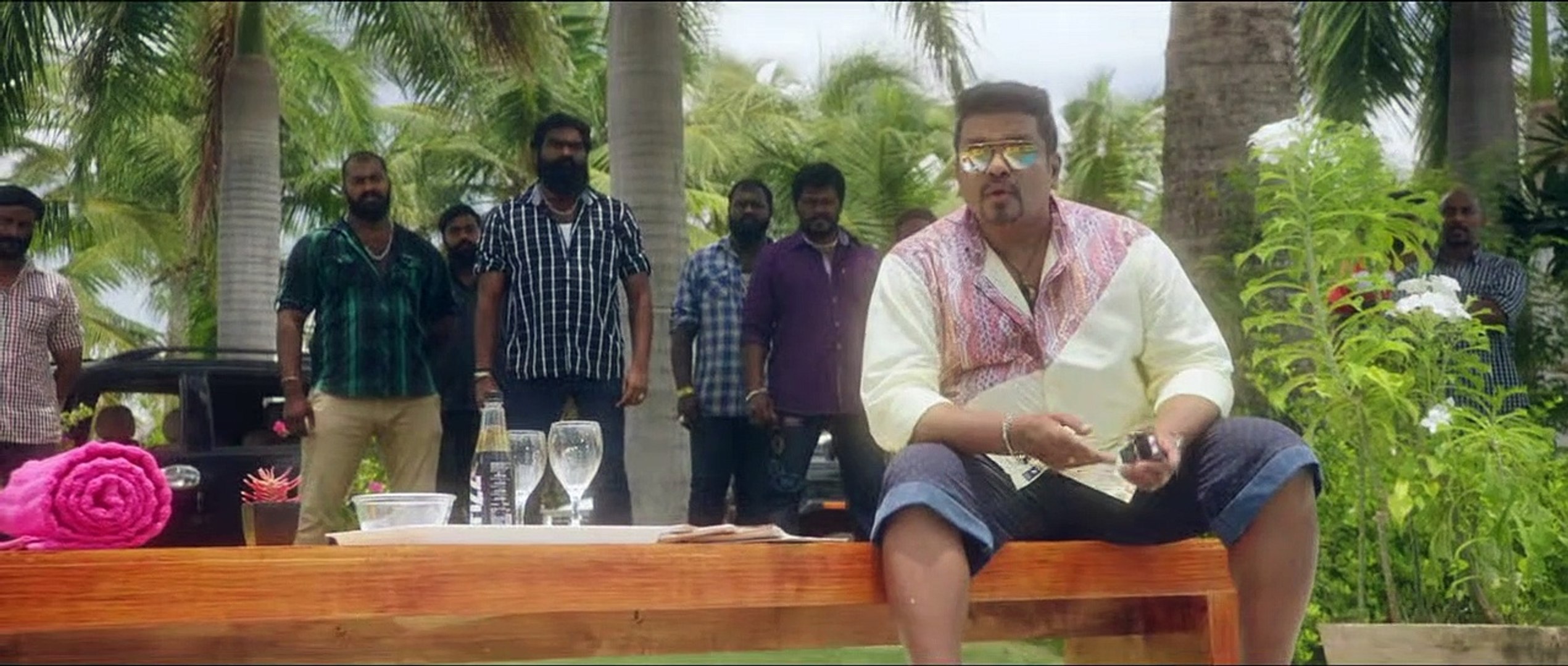 Ayogya Tamil Movie Part 1