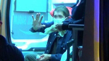 Kendisini bıçaklayan arkadaşını polisten saklamaya çalıştı