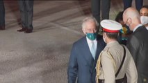 El príncipe Carlos de Inglaterra llega a Barbados para asistir a la conversión del país en república