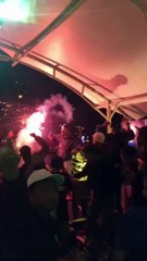 Suporter Arema merayakan kemenangan atas mengalahkan Persib!!!