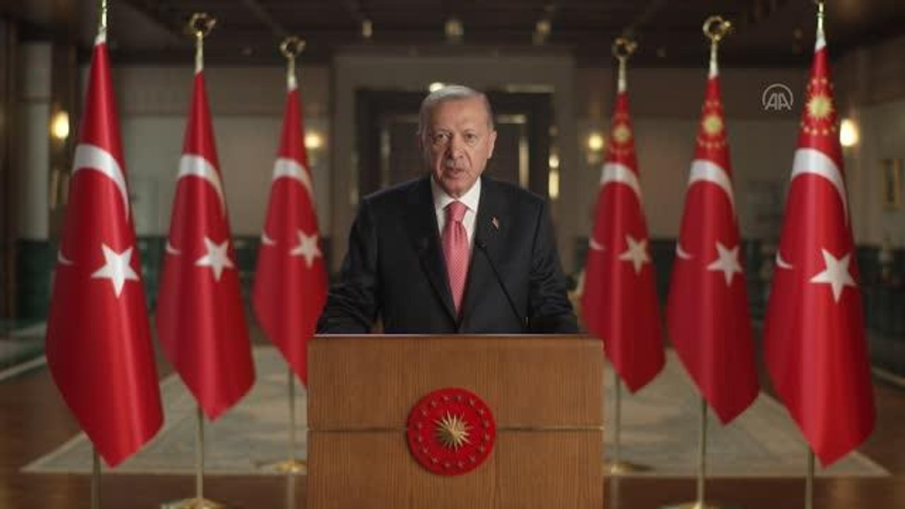 Son dakika... Cumhurbaşkanı Erdoğan, Sinop Ayancık Terminal Köprüsü'nün Açılış Töreni'ne video mesaj gönderdi