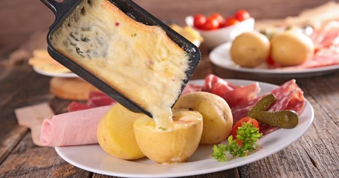 Moselle : des collégiens réclament de la raclette à la cantine, la direction accepte leur requête