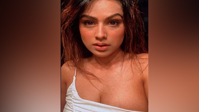 Nia Sharma ने Boldness की हदे पार,Fans ने जमकर लगाई लताड़ । Boldsky