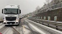 Neve in Sardegna, disagi sulle strade statali: traffico bloccato per due ore
