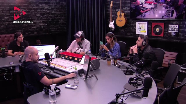 98 Esportes | Isso não é treino? Isso não é uma variação? , questiona CJ sobre mudanças táticas do Atlético