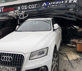 Bağcılar'da kafenin çatısının araçların üzerine uçtuğu o anlar kamerada