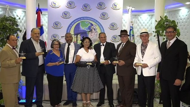 Pide al comercio tomar medidas para mantener estabilidad de precios en Navidad