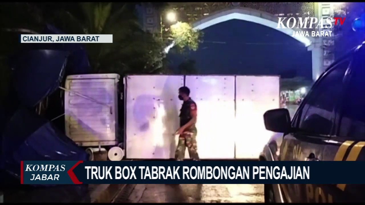 Supir Mengantuk Tabrak Rombongan Pengajian